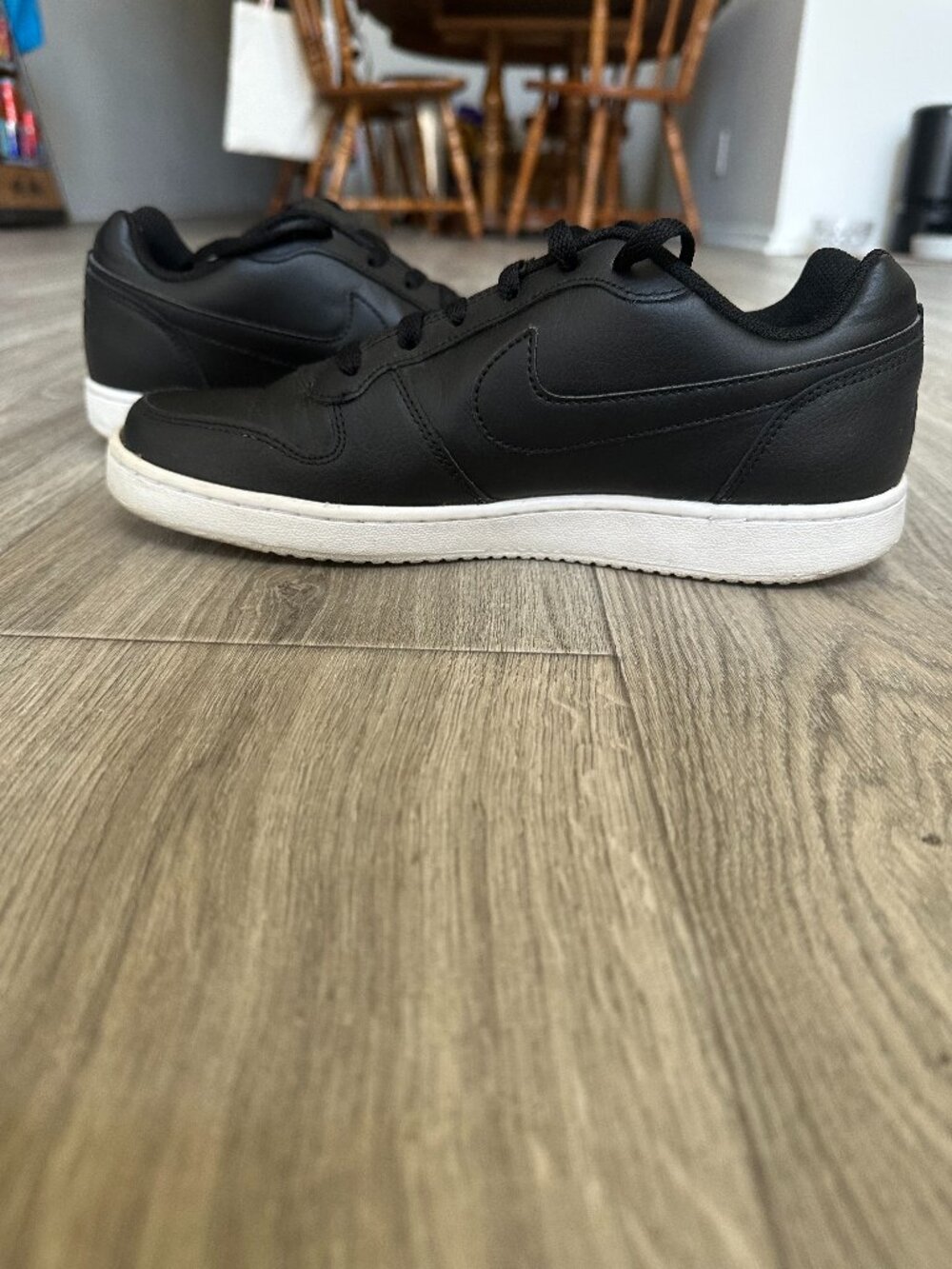 Nike Women's Ebernon Low Sneakers size 9.5 in Black